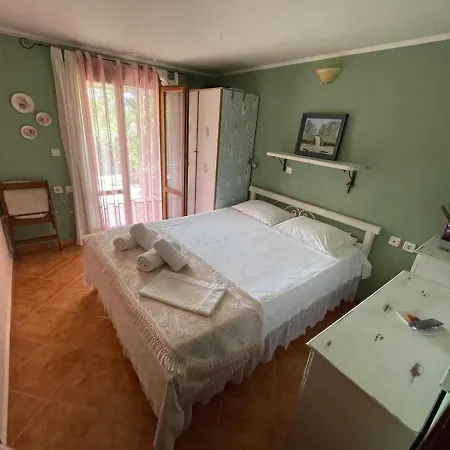 Dora's House * Nikiti (Sithonia)