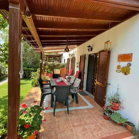 Dora's House Ferienhaus Nikiti (Sithonia)