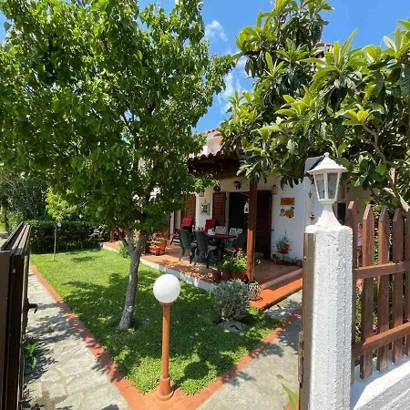 펜션 Dora's House 니키티